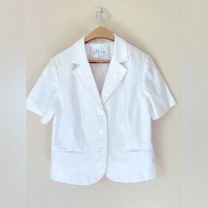 size 12 polyester Women’s White DressBarn blazer with opalescent buttons